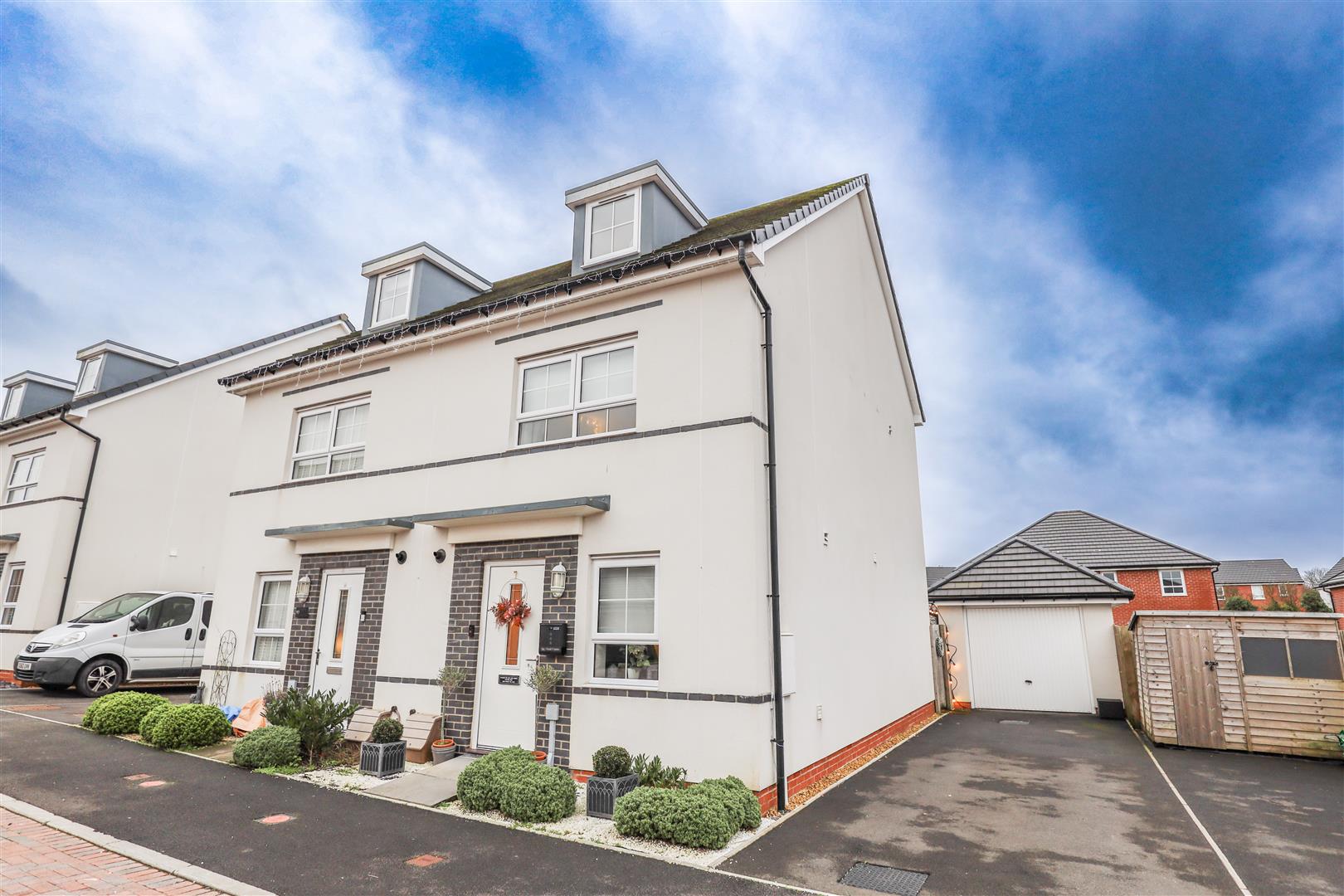 94 Ffordd Y Spitfire, St. Athan, Vale of Glamorgan, CF62 4HN